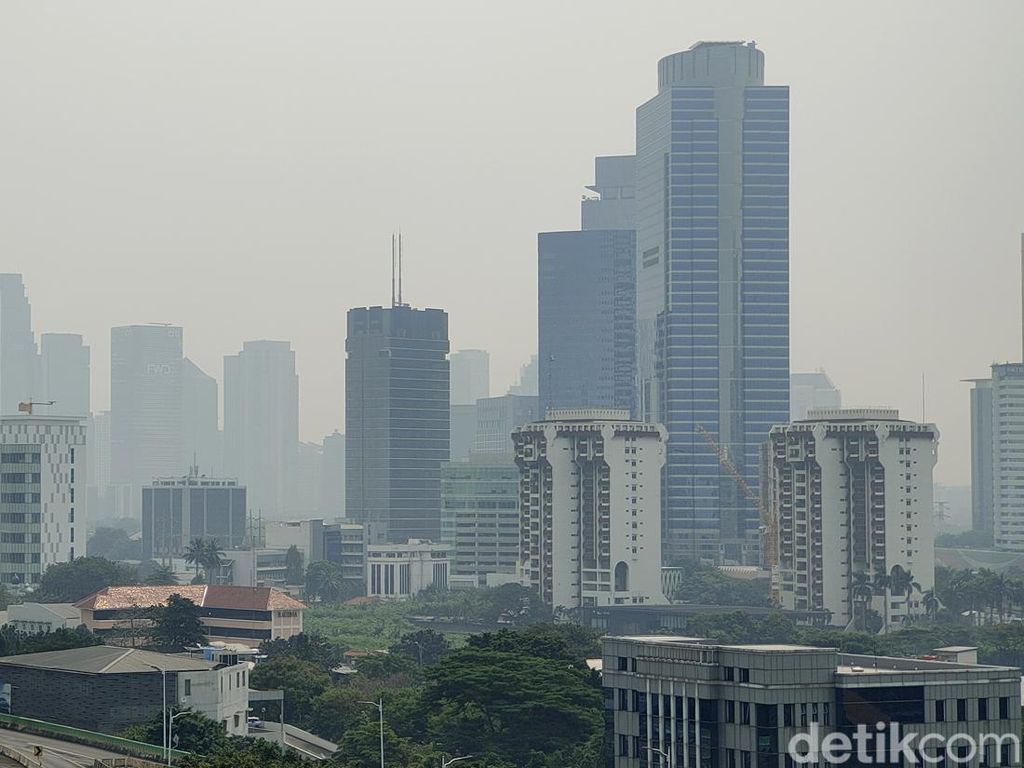 Anies Diserang Sana-sini Buntut Jakarta Dikepung Polusi