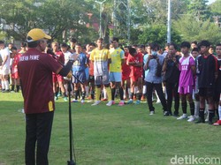 Taufan Pawe Lobi PSM Makassar Bikin Akademi Sepakbola di Parepare