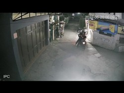 Geger Aksi Begal Bergolok Sasar Pelajar-Sekap Wanita di Bandung