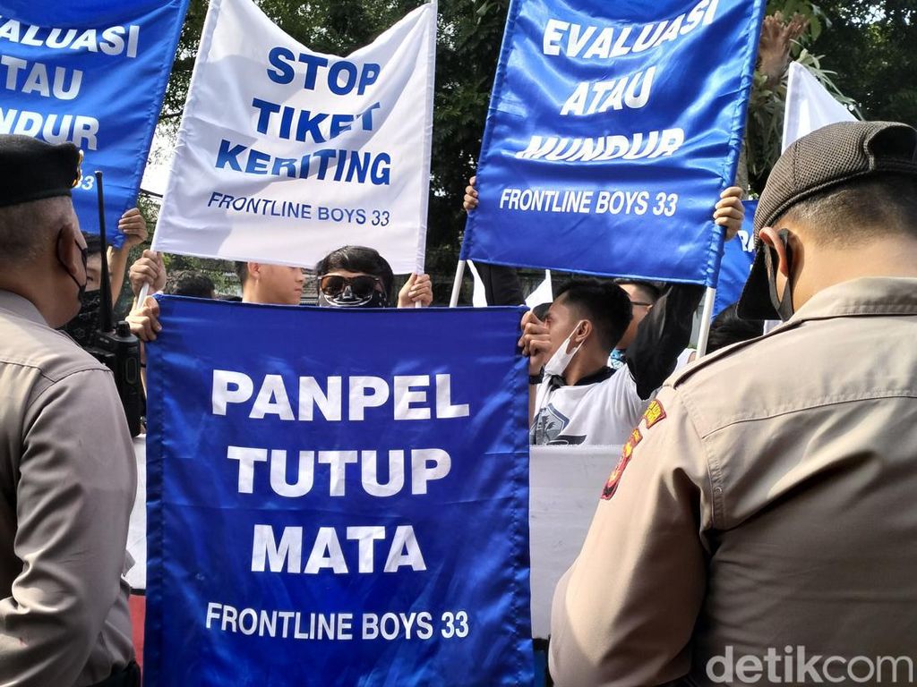 Piala Presiden Harus Dievaluasi, Keselamatan Suporter Jadi Prioritas Piala Presiden Harus Dievaluasi, Keselamatan Suporter Jadi Prioritas