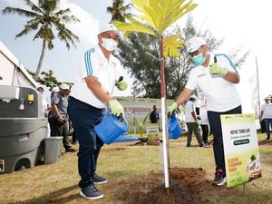 Peringati 20 Tahun APU-PPT, BNI-PPATK Tanam 2.000 Bibit Pohon