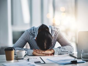 Burnout Adalah Kelelahan Fisik dan Mental, Ini Ciri dan Penyebabnya Burnout Adalah Kelelahan Fisik dan Mental, Ini Ciri dan Penyebabnya