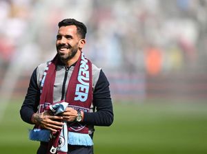 Carlos Tevez Baru Pensiun, Langsung Jadi Pelatih Klub Argentina Carlos Tevez Baru Pensiun, Langsung Jadi Pelatih Klub Argentina
