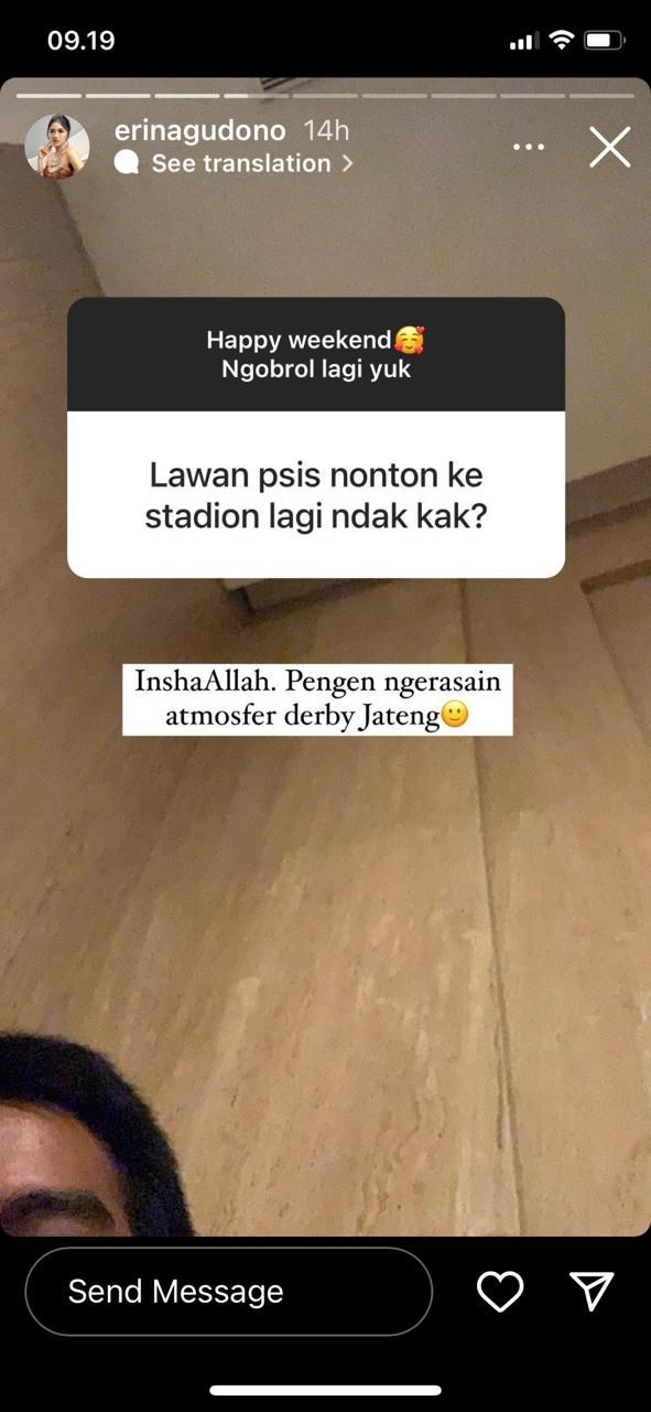 Erina Gudono malu-malu memamerkan foto Kaesang Pangarep di Instagram