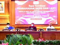 Gubernur Khofifah Minta OPD-BUMD Maksimalkan Sumber Pendapatan Daerah Baru