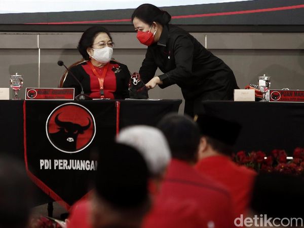 Puan dan Prananda Apit Megawati Saat Beri Arahan di Rakernas PDIP