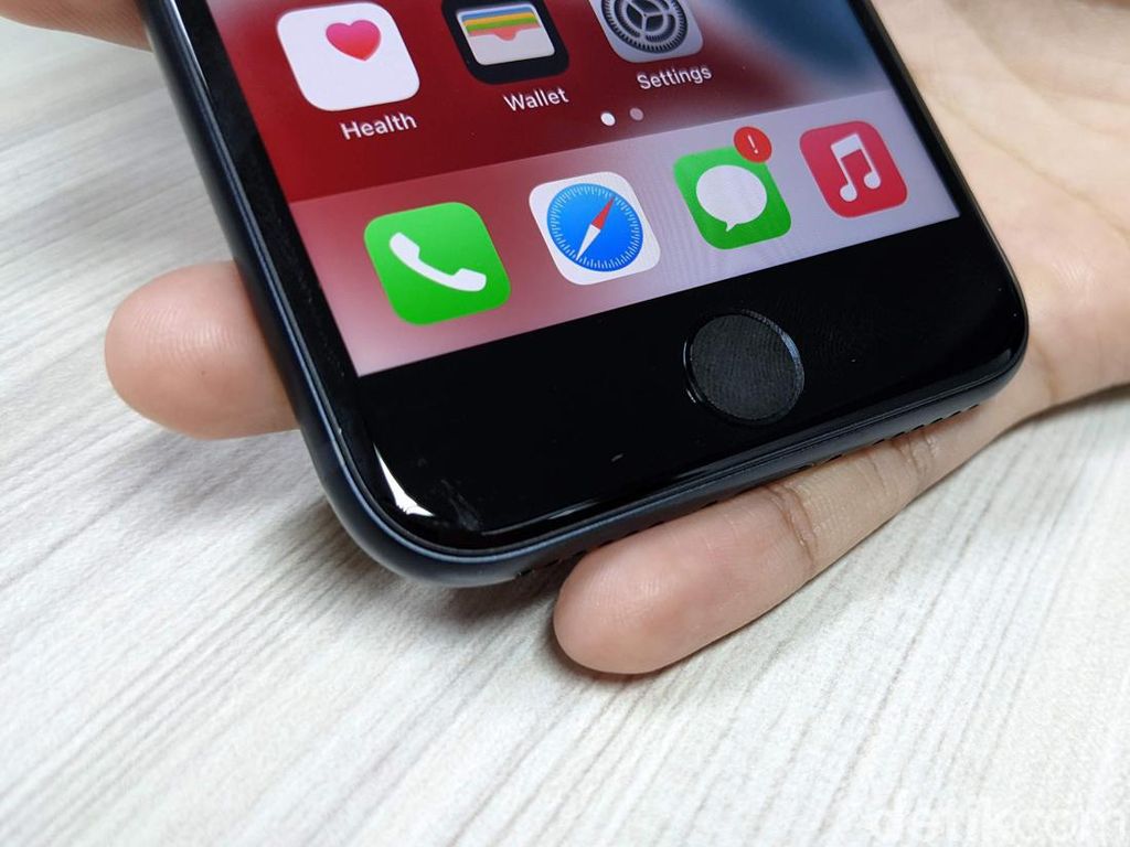 iPhone 15 Tak Akan Pakai Touch ID di Bawah Layar
