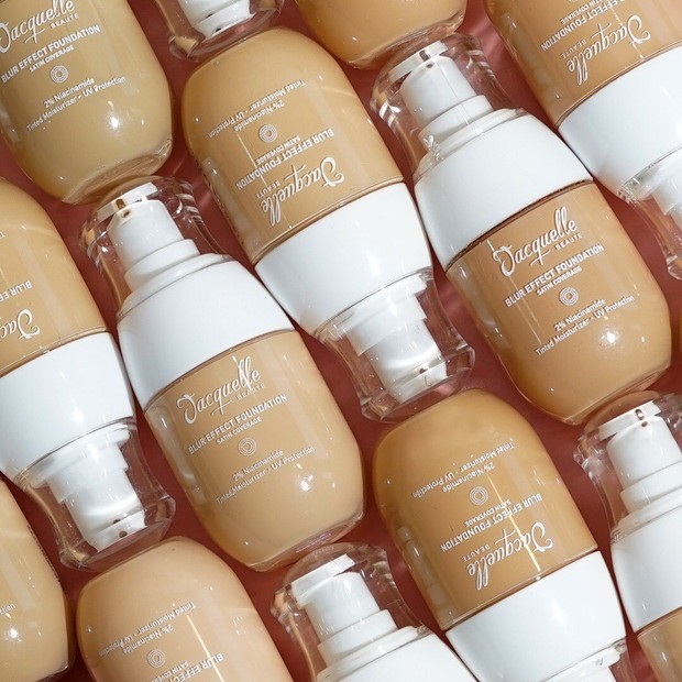Jacquelle - Blur Effect Foundation