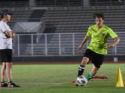 Jim Croque: Lapangan Stadion Madya Bergelombang