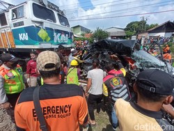 KNKT Cari Solusi Cegah Kecelakaan Maut KA Vs Mobil di Bekasi Terulang