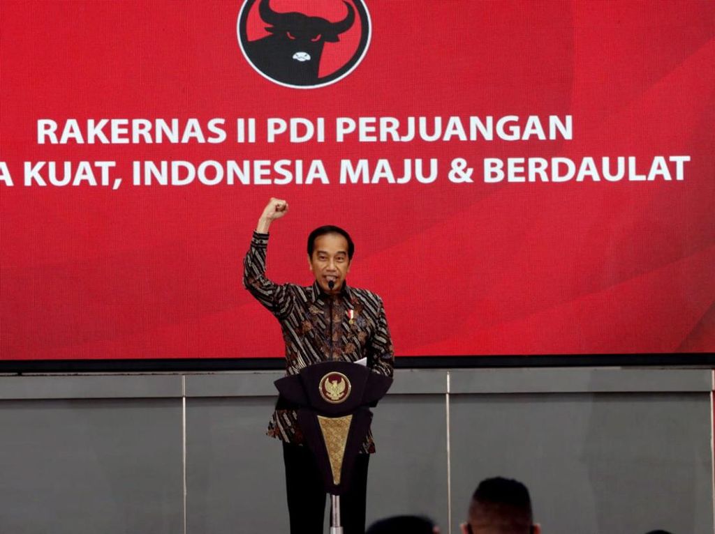 Elite PDIP soal Ganjar atau Puan: Pak Jokowi Kakinya 2