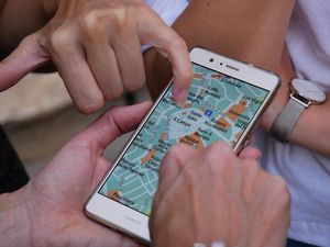 Cara Melacak Lokasi Seseorang Hanya Lewat Nomor HP Cara Melacak Lokasi Seseorang Hanya Lewat Nomor HP