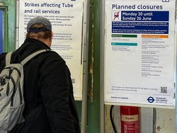 Puluhan Ribu Pekerja KA Inggris Mogok, Terbesar dalam 30 Tahun!