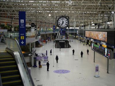 Stasiun Kereta di London Mendadak Lengang, Ditinggal Mogok Pekerjanya