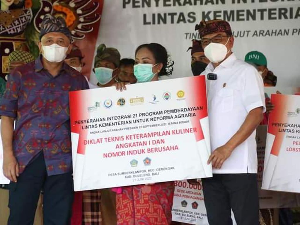 Reforma Agraria, Warga Desa Sumberklampok Dapat Bantuan Rp 10 M Reforma Agraria, Warga Desa Sumberklampok Dapat Bantuan Rp 10 M