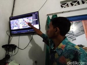 Wanita di Kulon Progo Ngutil Sandal di Toko Lalu Gasak Helm di Parkiran