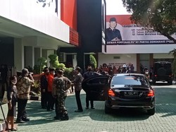 Jokowi Hadiri Rakernas II PDIP di Jaksel