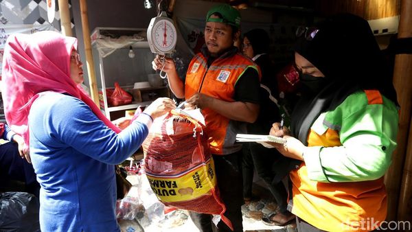Enaknya Dapat Uang Tambahan dari Bank Sampah