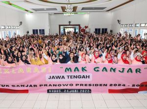 Dukung Maju Pilpres, Emak-emak Nilai Ganjar Pranowo Bawa Kesejahteraan