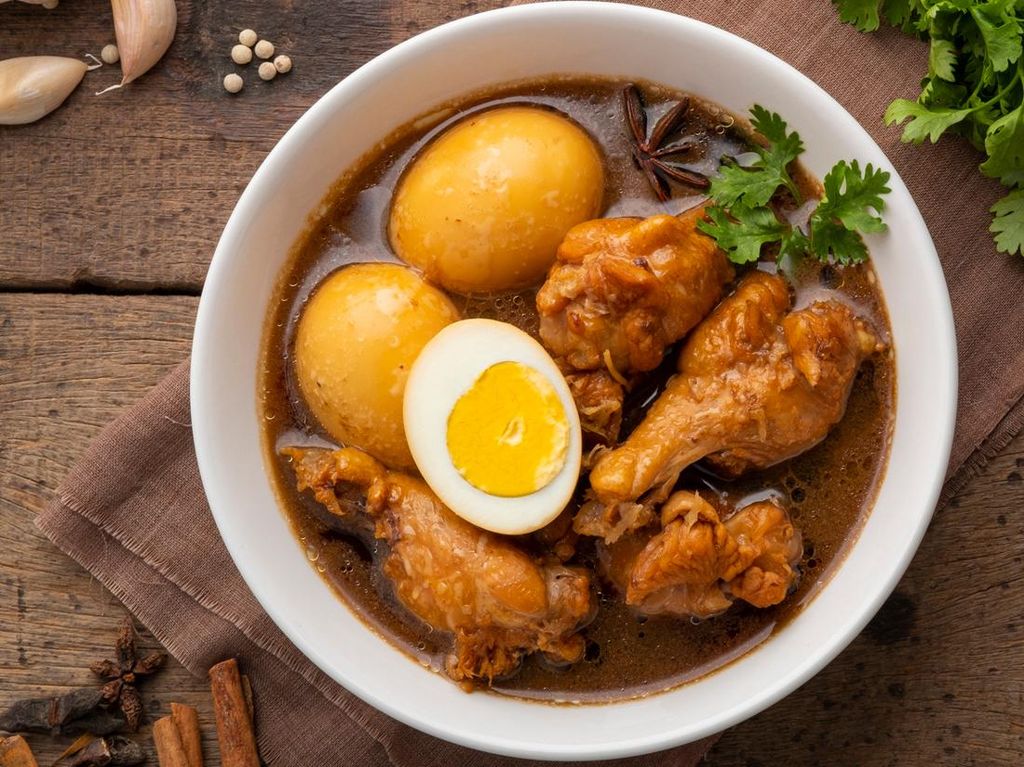 Resep Ayam dan Telur Kecap Bumbu Rempah, Cocok Buat Lauk Bubur