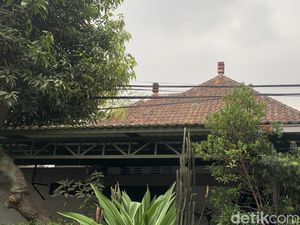 Palu Gada di Atap Rumah, Jejak Peninggalan Soekarno di Bandung