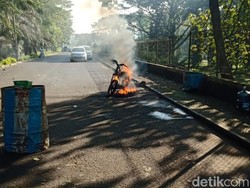 Motor di Blitar Terbakar Hangus Gegara Busi