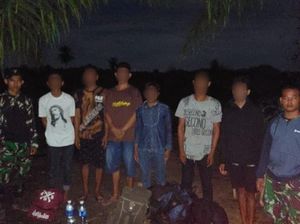 TNI AD Tangkap 6 PMI Ilegal Tujuan ke Malaysia di Kapuas Hulu Kalbar TNI AD Tangkap 6 PMI Ilegal Tujuan ke Malaysia di Kapuas Hulu Kalbar