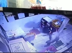 Viral Aksi Maling Minimarket di Bogor Bawa Sajam, Polisi Selidiki