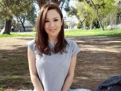 Aktris Ini Meninggal Dunia Jatuh dari Lantai 15