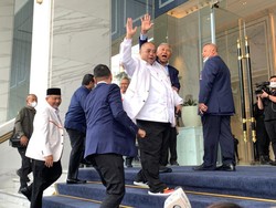 Pantun Sekjen PKS ke Paloh: Hati-hati Paku Berkarat, Rekan Koalisi 2024