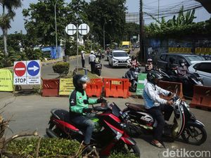 Ada Proyek Tol Becakayu 2, Jalan Hasibuan Bekasi Ditutup Sementara