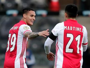 Manchester United Rekrut Bintang Muda Ajax Lisandro Martinez