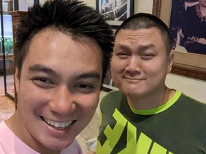 8 Momen Langka Pertemuan Baim Wong & Kakaknya, Parasnya Mirip Kiano & Kenzo