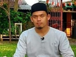 Profil Buya Arrazy Hasyim, Pengasuh Ribath Nouraniyah