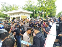Keluarga Pelajar Tewas Dibacok Demo di PN Sinjai, Tuntut Pelaku Dihukum Berat