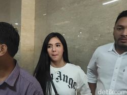 DJ Una Serahkan Bukti Tambahan saat Jalani Pemeriksaan Terkait DNA Pro