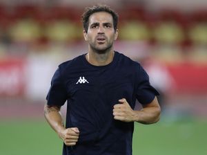 Cesc Fabregas Sadar Diri Masih Pemula, Belum Pantas Latih Barcelona Cesc Fabregas Sadar Diri Masih Pemula, Belum Pantas Latih Barcelona