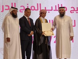 Bangga! Pelajar Indonesia Raih Penghargaan Lulusan Terbaik di Qatar