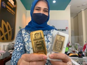 Akhir Pekan, Harga Emas di Medan Anjlok Akhir Pekan, Harga Emas di Medan Anjlok