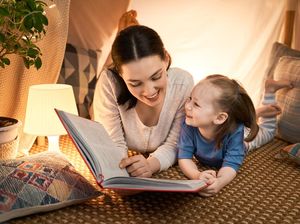 Tips Menumbuhkan Minat Baca Anak Sejak Dini Tips Menumbuhkan Minat Baca Anak Sejak Dini