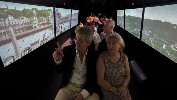 Jelajah Kota Roma Kuno dengan Virtual Bus di Italia, Mau Ikut?