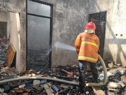 Rumah di Kudus Terbakar, BPBD Sebut Korsleting Lampu Nyala 24 Jam