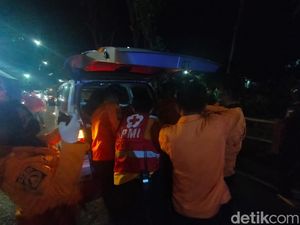 Kecelakaan Depan SPBU Ngagel, Pengendara CBR Tewas Usai Tabrak Pejalan Kaki