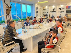 Ketum IMI Dukung Pembalap Muda Gokart yang Akan Bertanding di Italia