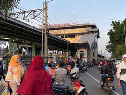 Proyek JPO di Stasiun Klender Baru Mulai Dikerjakan