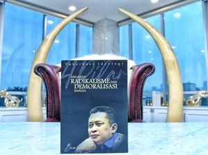 Lawan Radikalisme, Bamsoet Luncurkan Buku Urgensi Vaksinasi Ideologi Lawan Radikalisme, Bamsoet Luncurkan Buku Urgensi Vaksinasi Ideologi