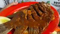Pengalaman Makan di Warung Seafood Tenda Dekat PRJ yang Disebut Kemahalan
