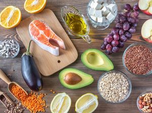 9 Makanan Ini Bisa Tingkatkan Kadar Elektrolit Agar Tubuh Tak Lemas