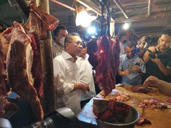 Di Depan Zulhas Pedagang Ngeluh: Harga Daging Sapi Mahal!