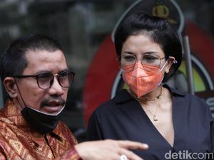 Nikita Mirzani Berhadapan dengan Elza Syarief, Ini yang Terjadi Nikita Mirzani Berhadapan dengan Elza Syarief, Ini yang Terjadi